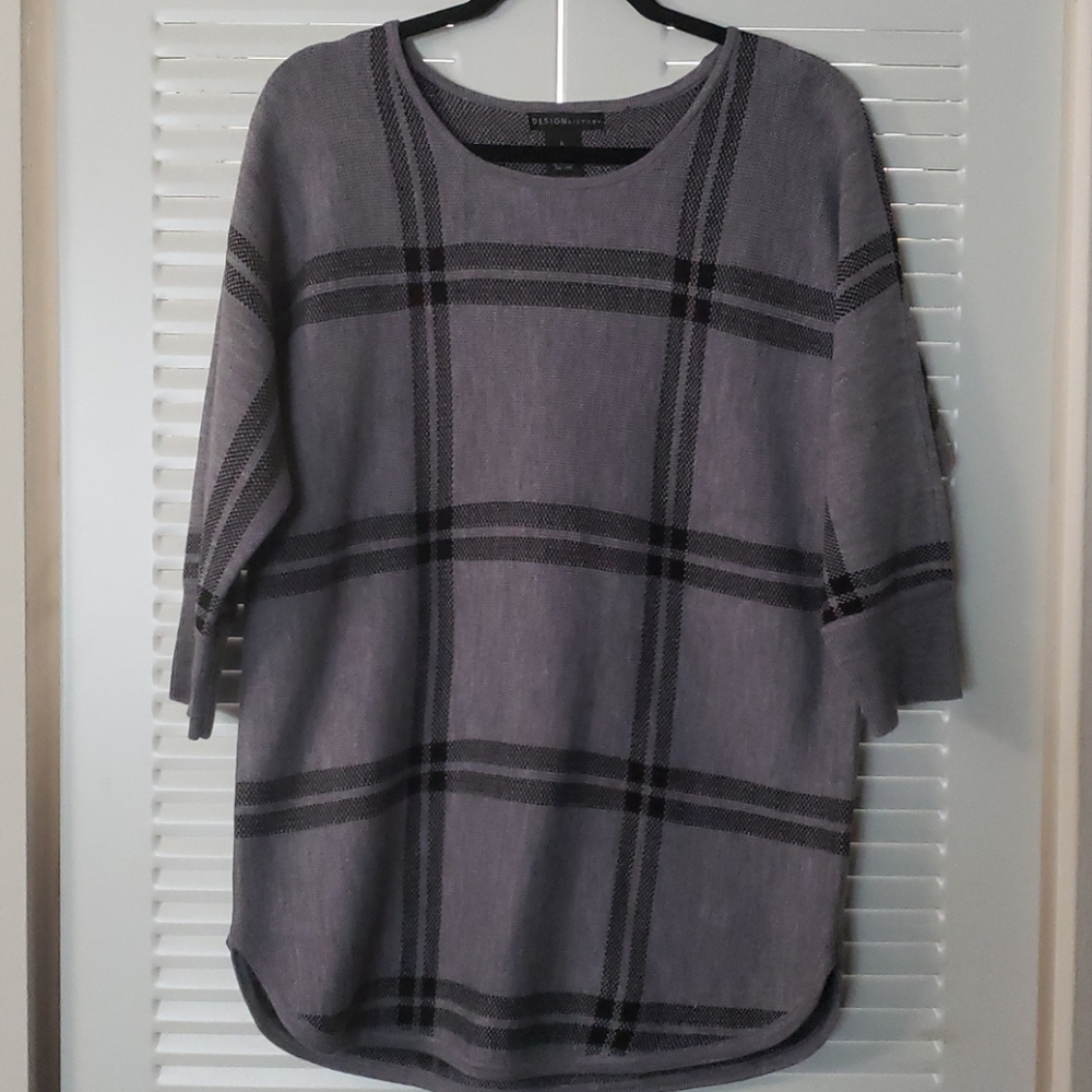 Beautiful Design history sweater top